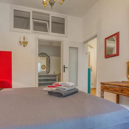 Apartamento 1 Bedroom Amazing In